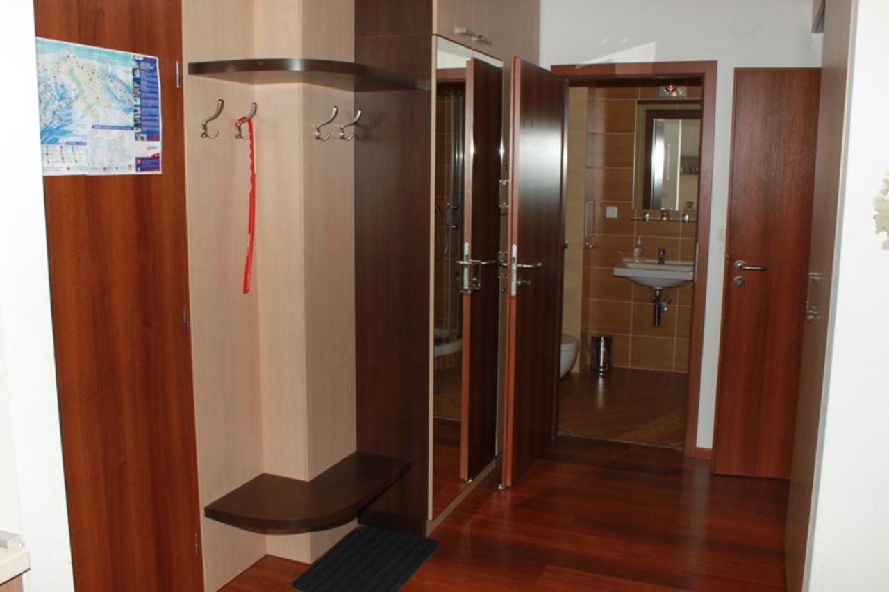 Liptovský Mikuláš Via Jasna Apartment Pl מראה חיצוני תמונה
